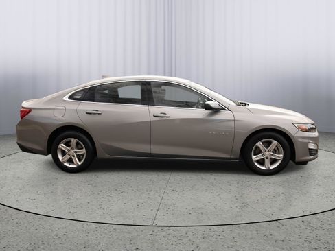 Used 2023 Chevrolet Malibu LT image 23