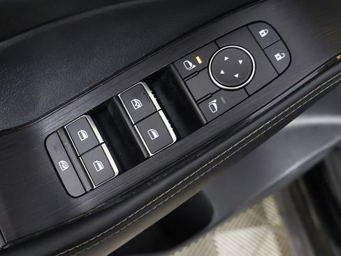Used 2023 Nissan Rogue Platinum AWD/4WD image 41