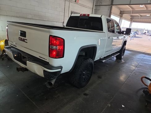 Used 2016 GMC Sierra 2500 Denali w/ Duramax Plus Package AWD/4WD image 3
