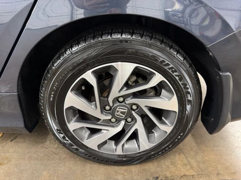 Used 2017 Honda Civic EX image 25