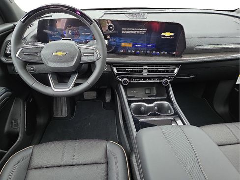 New 2026 Chevrolet Traverse High Country FWD image 12