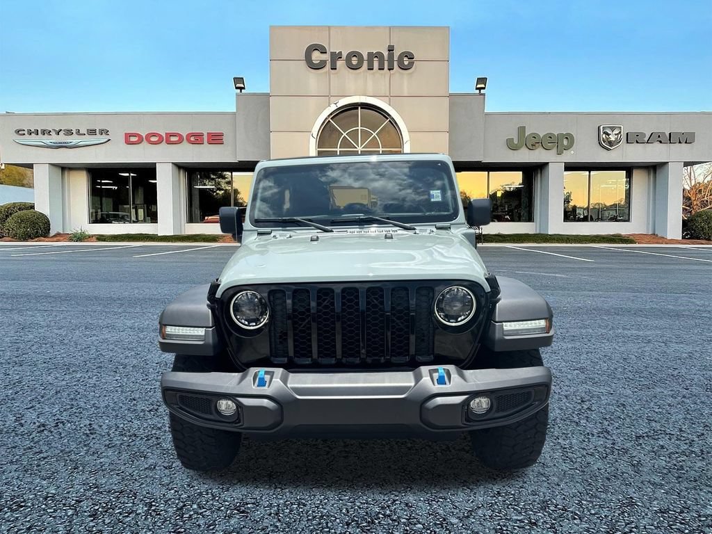 Used 2023 Jeep Wrangler Unlimited w/ Sun & Screen Package AWD/4WD image 8
