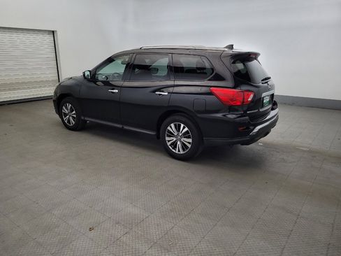 Used 2020 Nissan Pathfinder SL AWD/4WD image 3