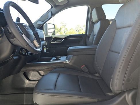 New 2026 GMC Sierra 2500 SLT w/ SLT Premium Package image 22