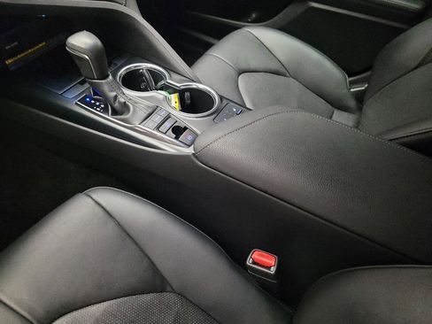 Used 2019 Toyota Camry XSE w/ Carpet Mat Package image 26