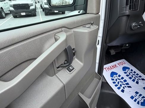 New 2026 GMC Savana 2500 w/ Driver Convenience Package image 18