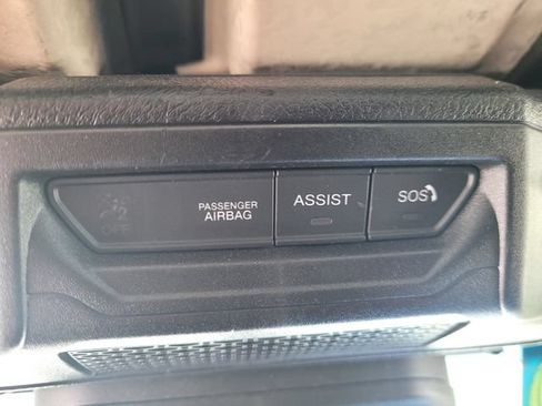 Used 2024 Jeep Wrangler Unlimited Sahara AWD/4WD image 25