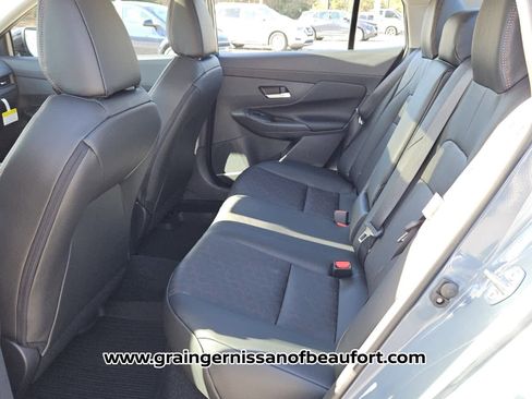 New 2026 Nissan Sentra SR image 4