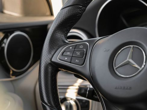 Used 2018 Mercedes-Benz C 300 Sedan image 16