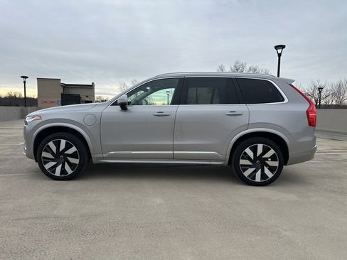 Certified 2024 Volvo XC90 T8 Plus w/ Protection Package Premier image 5