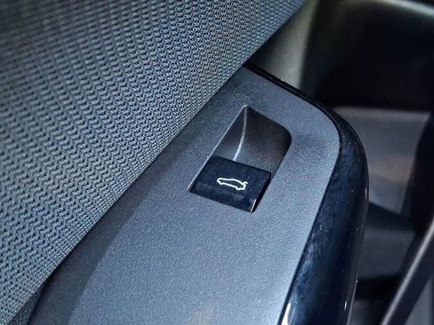 Used 2025 BMW X3 M50 w/ Premium Package image 23