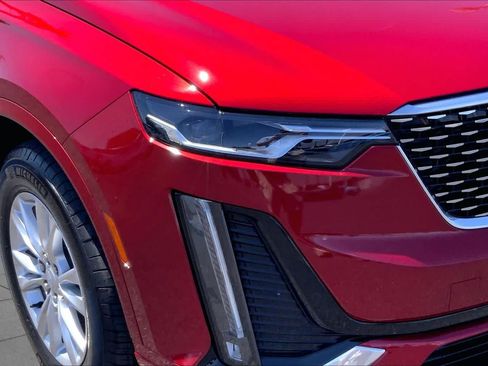 Used 2025 Cadillac XT6 Luxury FWD image 28