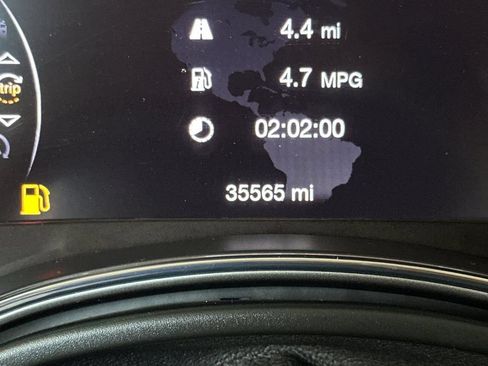 Used 2022 Jeep Grand Cherokee Laredo E RWD image 28