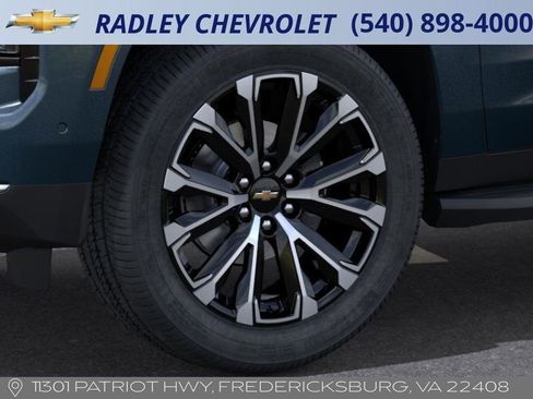 New 2026 Chevrolet Suburban High Country w/ Sun And Tow Package image 9