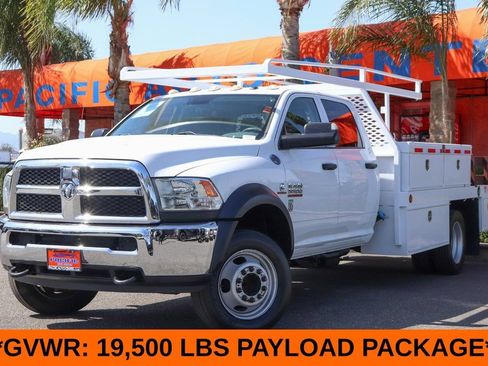 Used 2016 RAM 5500 Tradesman w/ Chrome Appearance Group RWD image 4