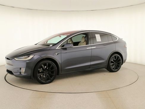 Used 2019 Tesla Model X AWD/4WD image 13