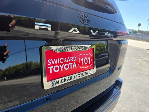 Used 2026 Toyota RAV4 XSE AWD/4WD image 13