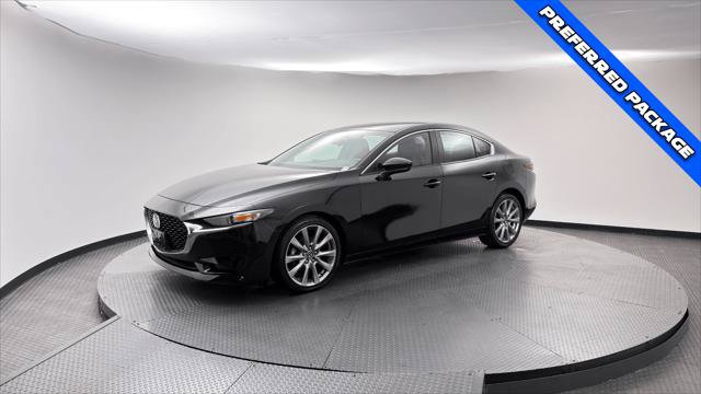 Used 2019 MAZDA MAZDA3 Sedan w/ Preferred Package FWD image 2