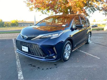 Used 2021 Toyota Sienna XSE