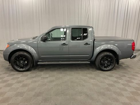 Used 2020 Nissan Frontier SV w/ Midnight Edition Floor Mats image 23