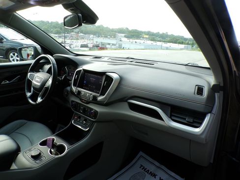 Used 2020 GMC Terrain SLT w/ Preferred Package AWD/4WD image 14