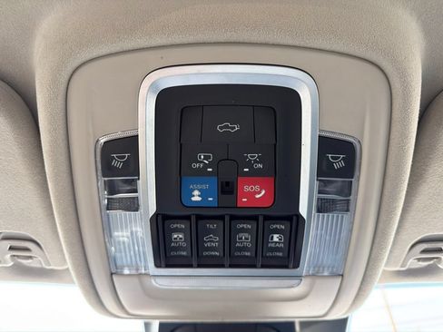 Used 2022 RAM 1500 Limited AWD/4WD image 51