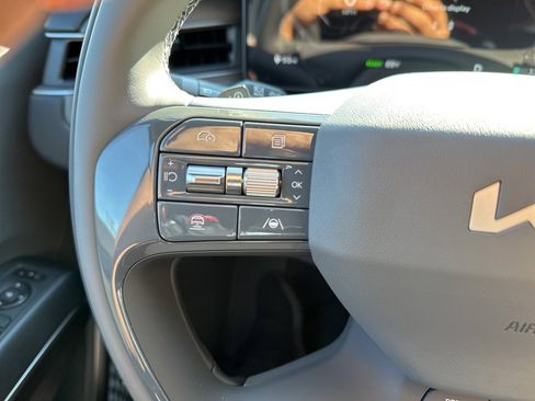 New 2026 Kia EV9 Wind image 40