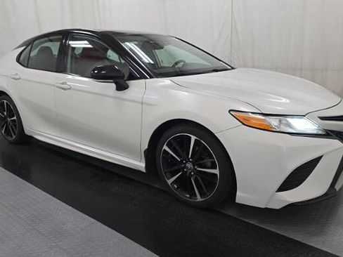 Used 2020 Toyota Camry XSE AWD/4WD image 5