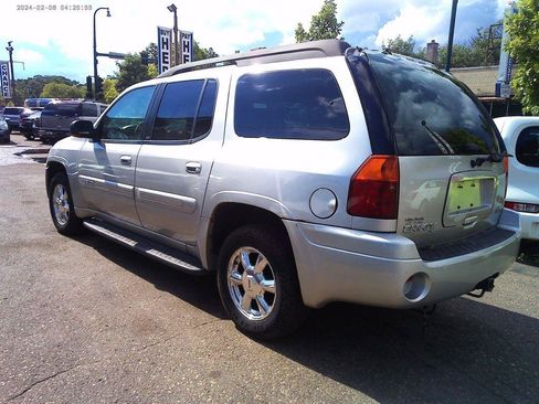 Used 2005 GMC Envoy XL SLT AWD/4WD image 6