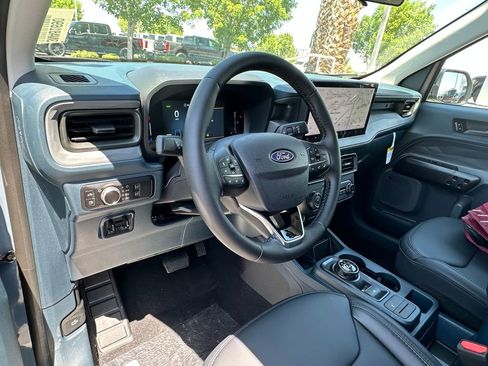 New 2026 Ford Maverick Lariat w/ Black Appearance Package AWD/4WD image 22