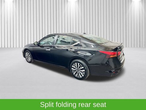 Used 2024 Nissan Altima 2.5 SV FWD image 10