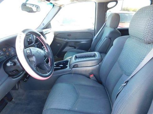 Used 2004 Chevrolet Avalanche Z71 w/ Sun And Sound Package image 10