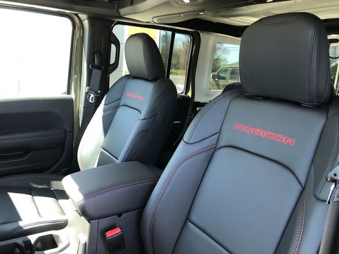 New 2026 Jeep Wrangler Unlimited Rubicon image 13