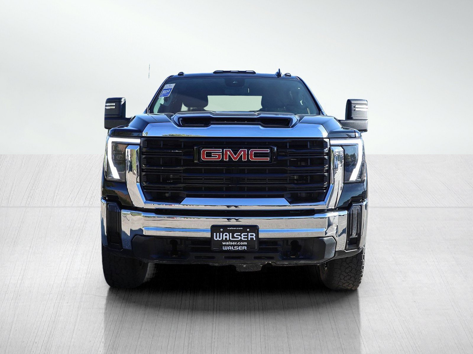 Used 2024 GMC Sierra 2500 Pro AWD/4WD image 8