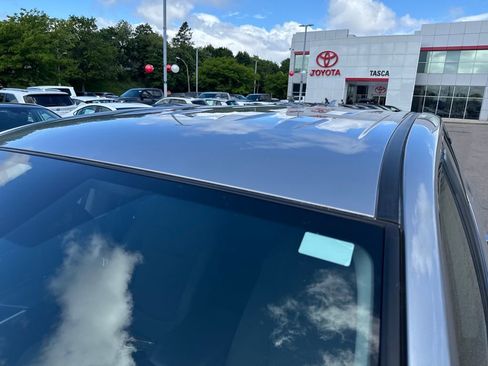 Used 2023 Toyota RAV4 LE FWD image 41