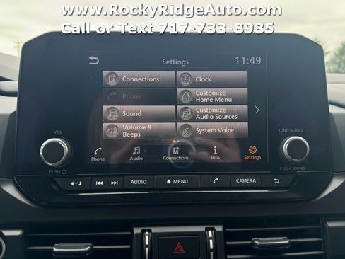 Used 2024 Nissan Pathfinder S AWD/4WD image 32