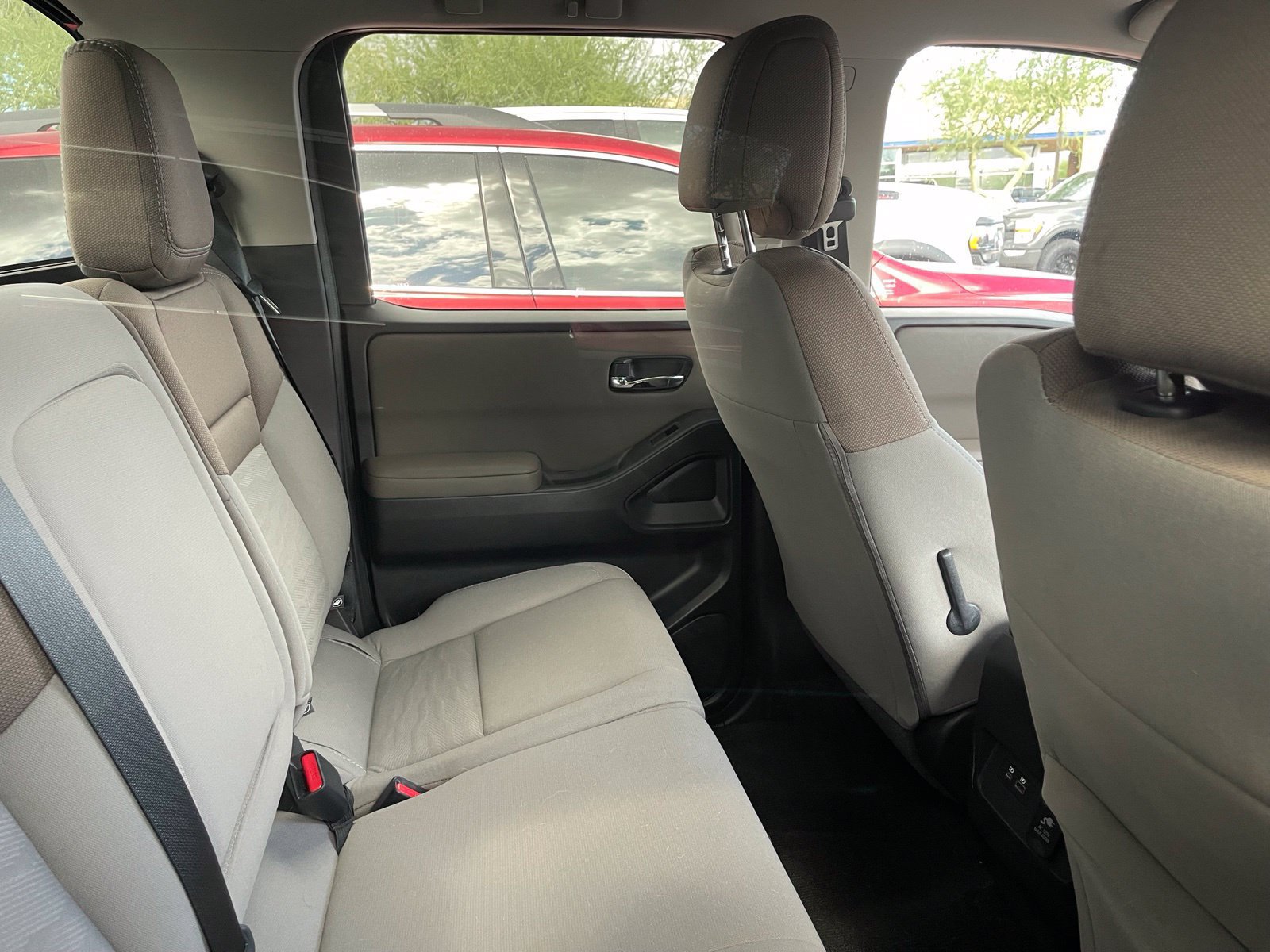 Used 2023 Nissan Frontier SV AWD/4WD image 7