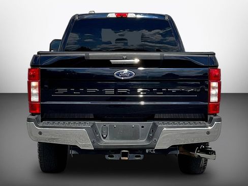 Used 2021 Ford F250 XLT w/ XLT Premium Package AWD/4WD image 5