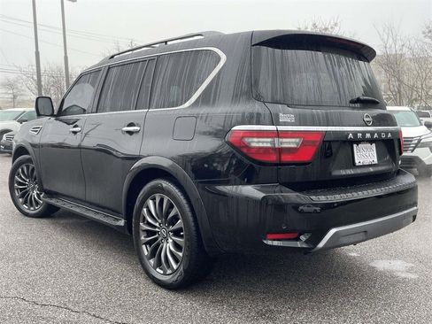 Used 2022 Nissan Armada Platinum w/ Captain's Chairs Package image 5