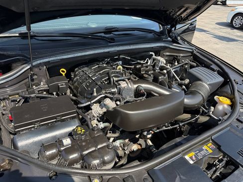 Used 2022 Dodge Durango GT AWD/4WD image 35