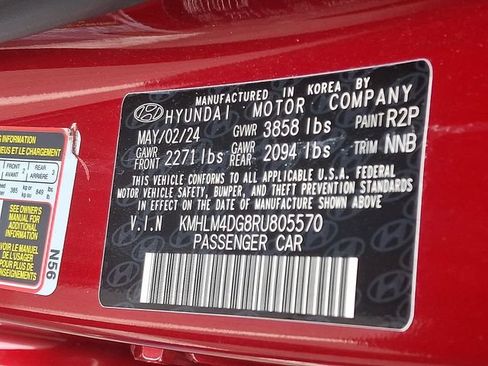 Used 2024 Hyundai Elantra SEL FWD image 26