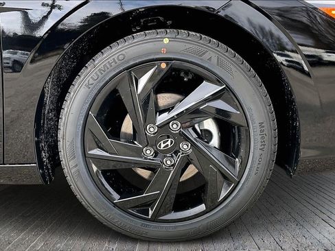 New 2026 Hyundai Elantra Sport FWD image 13