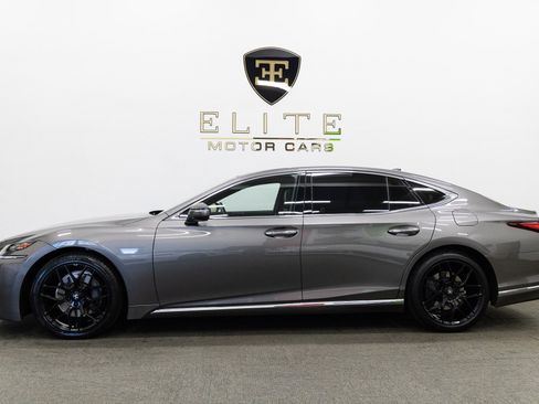 Used 2020 Lexus LS 500 w/ Accessory Package (Z2) image 2