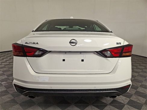 Used 2022 Nissan Altima 2.5 SR image 9