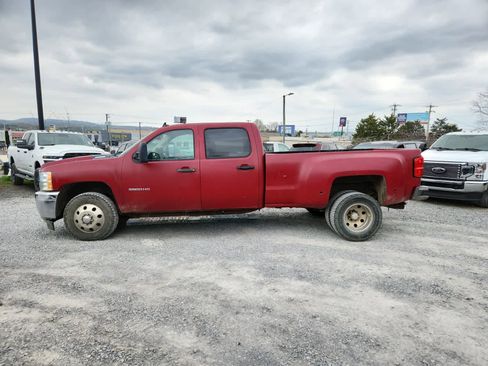 Used 2010 Chevrolet Silverado 3500 W/T image 2