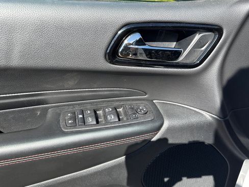Used 2025 Dodge Durango GT RWD image 12