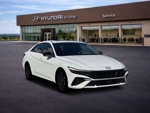 New 2026 Hyundai Elantra SEL Sport Premium FWD image 11