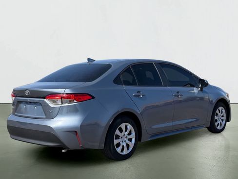 Used 2024 Toyota Corolla LE FWD image 4