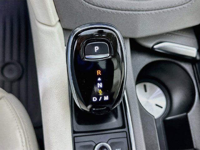 Certified 2023 Cadillac XT6 Premium Luxury w/ Technology Package AWD/4WD image 18
