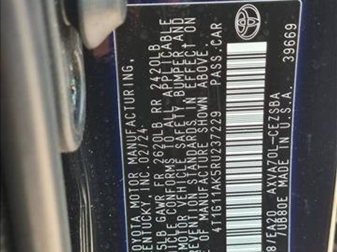 Used 2024 Toyota Camry SE FWD image 22